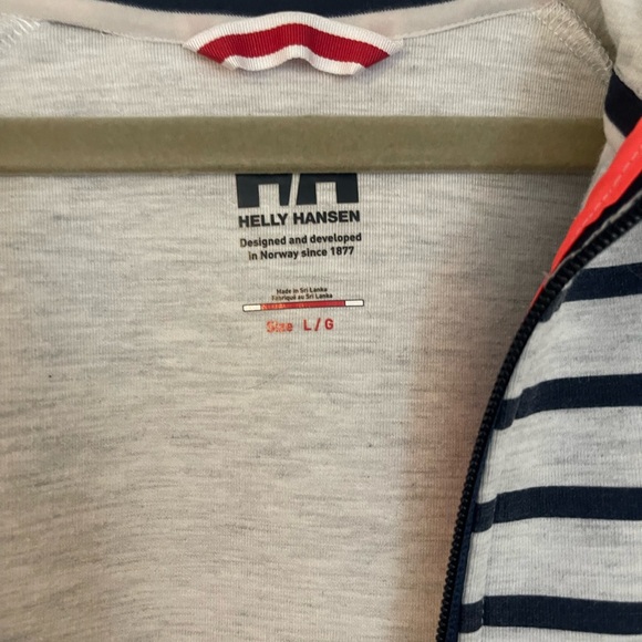 Large Helly Hansen Jacket - Picture 2 of 2